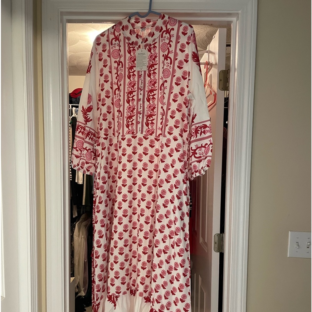 Tluse (Instagram) XL maxi dress.  NWT